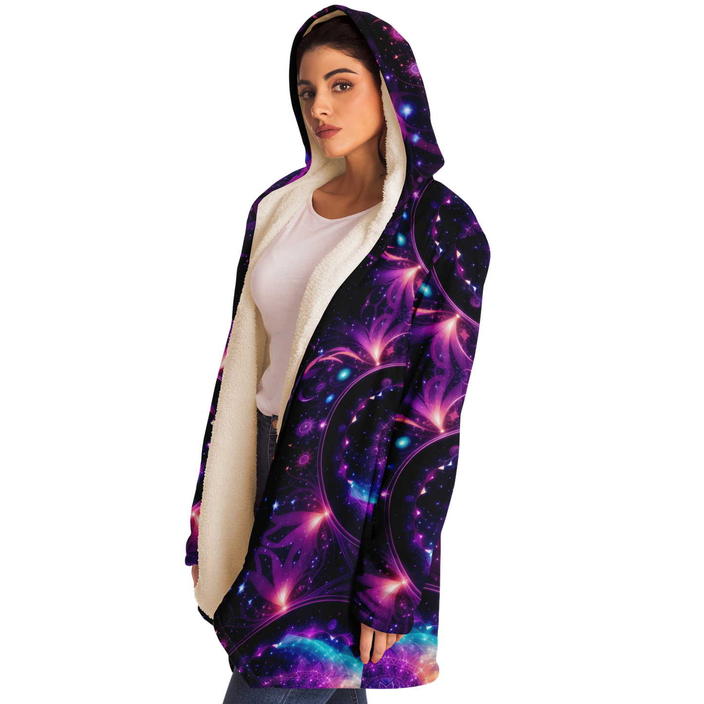 Armonía celestial: Adórnate con una sudadera con capucha y capa en mandala galáctico morado 